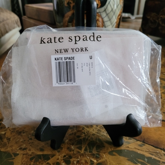 Kate Spade New York Wristlet pouch - Picture 5 of 5